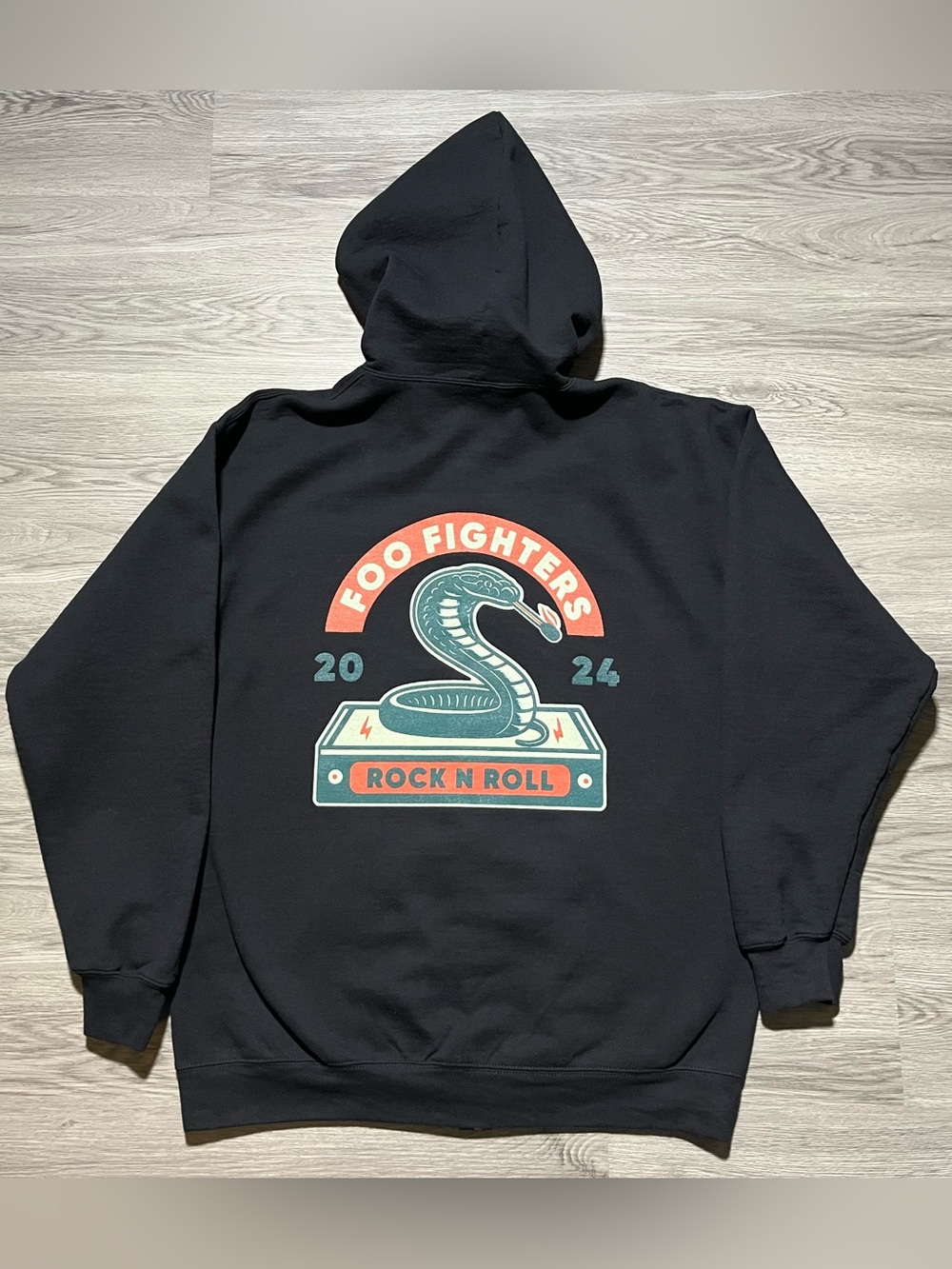 Foo Fighters zip up Hoodie Tour Merch rock ‘n’ roll cobra 2024 Large sweater